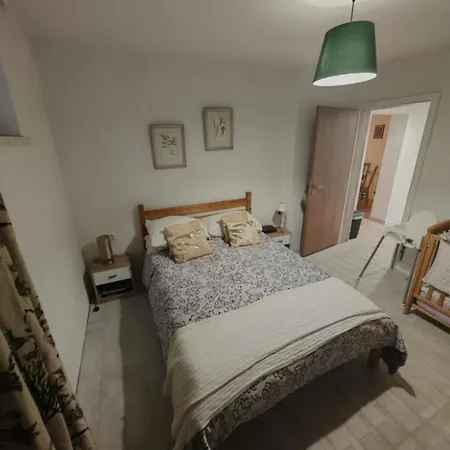 Apartma Oreh Ziba *