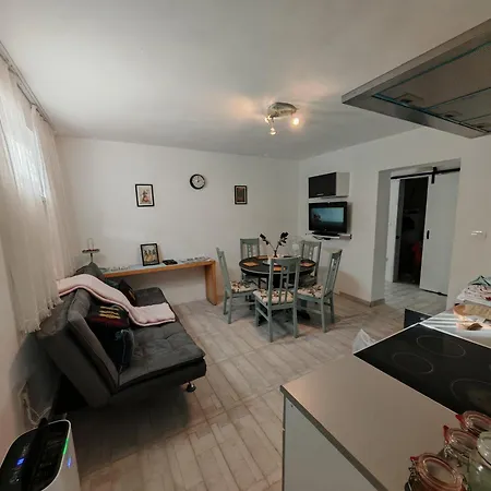 Apartma Oreh Ziba *